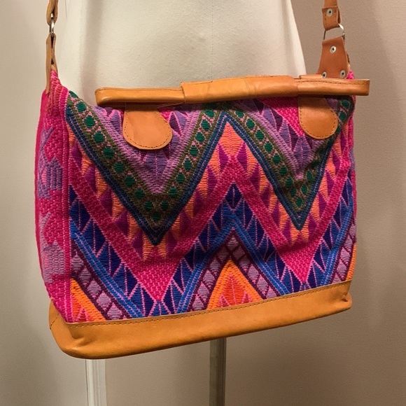 BOHO Multicolor Slingbag Leather Handmade - Picture 3 of 16